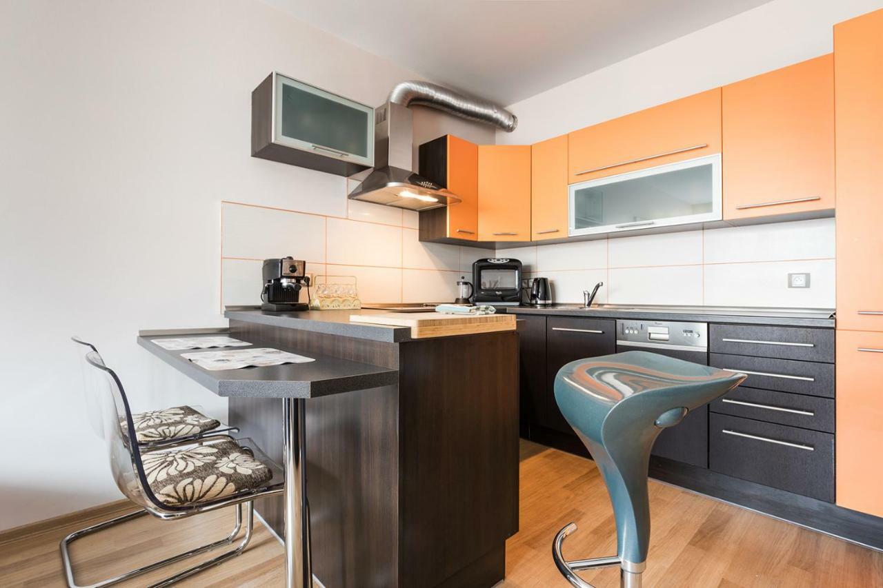 The Sunny Appartment&garage Praha